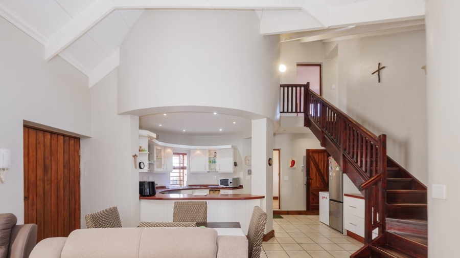 5 Bedroom Property for Sale in Bredasdorp Western Cape